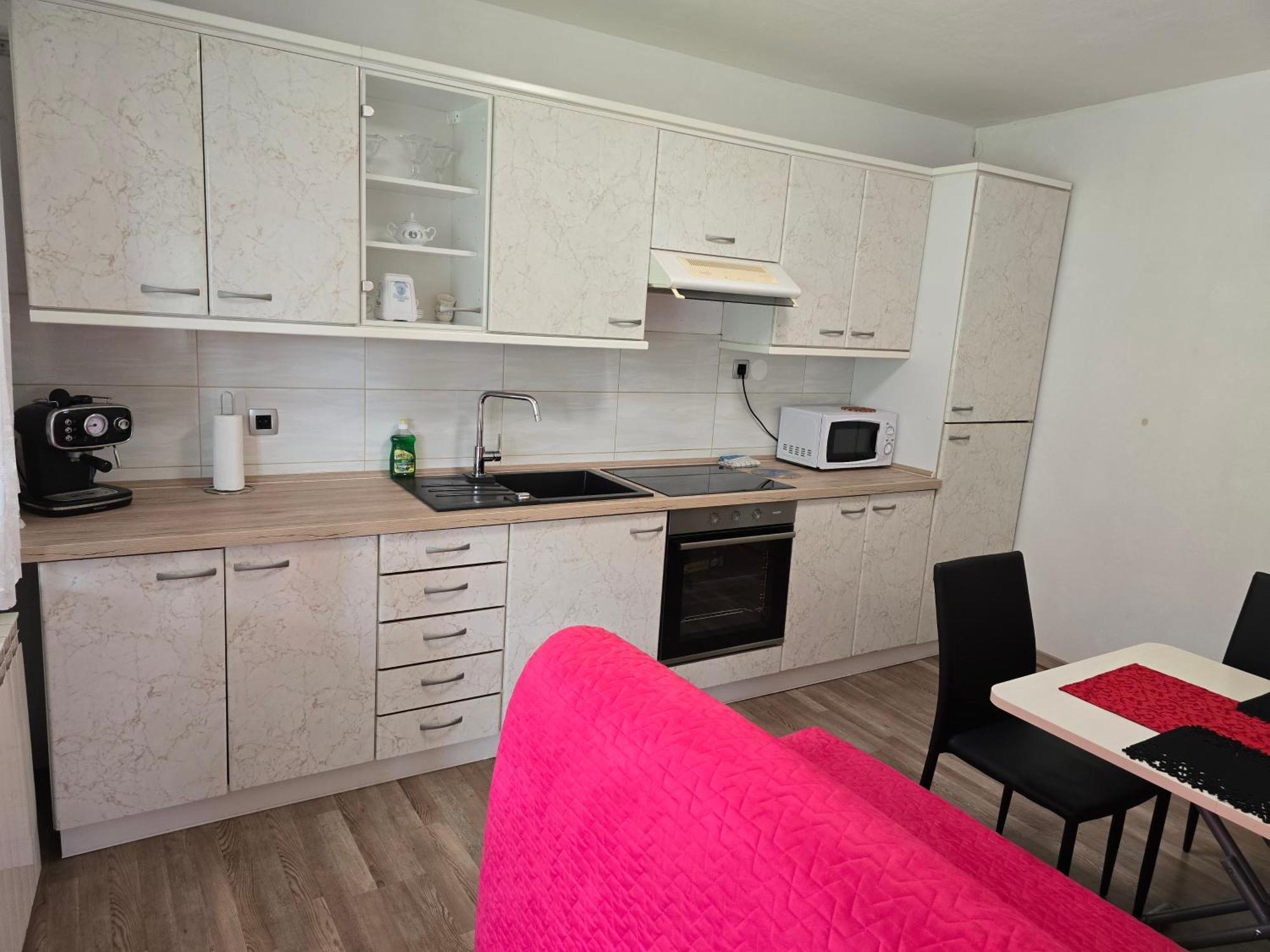 Apartments Denis Tolmin Ruang foto