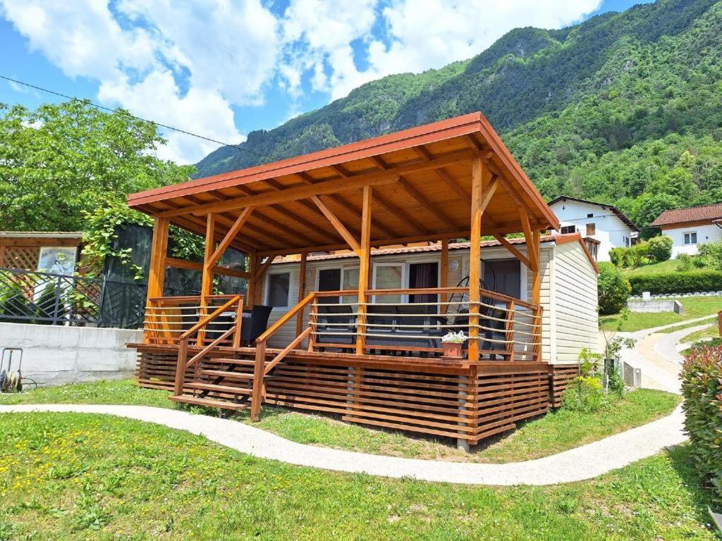 Apartments Denis Tolmin Bagian luar foto